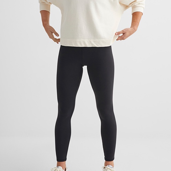 Vuori Pants - VUORI Ribbed Peachskin 7/8 Legging